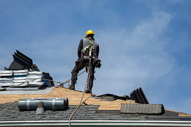 Professional Gutter Installation technician working in Galesburg, MI
